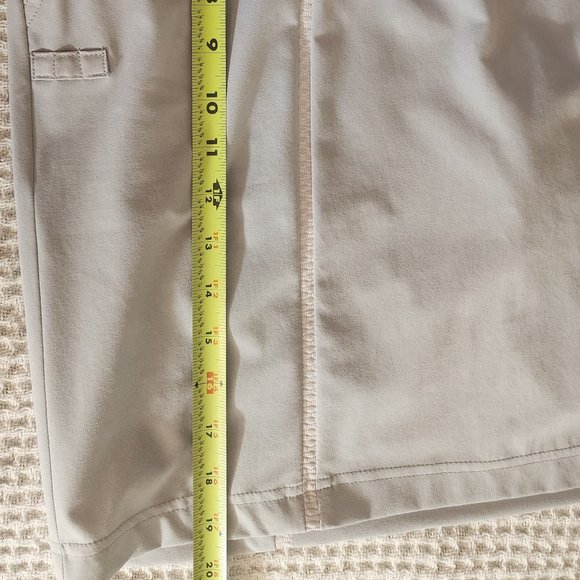 ZENERGY GOLF by Chico's Trim-Detail Skort in Size 0.5 Pre-Owned - Picture 8 of 8